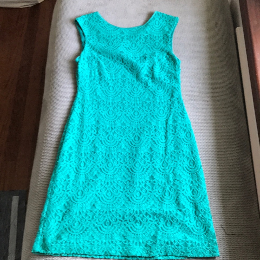 Sleeveless dress